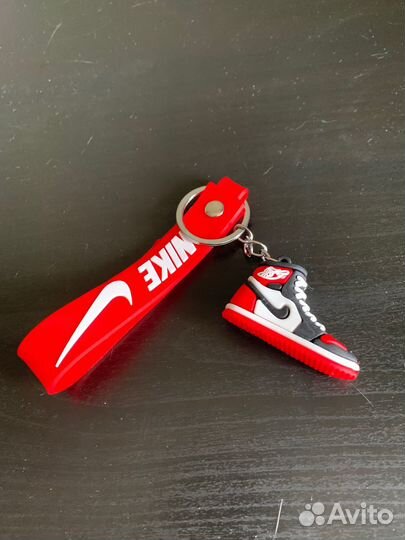 Брелок на сумку рюкзак