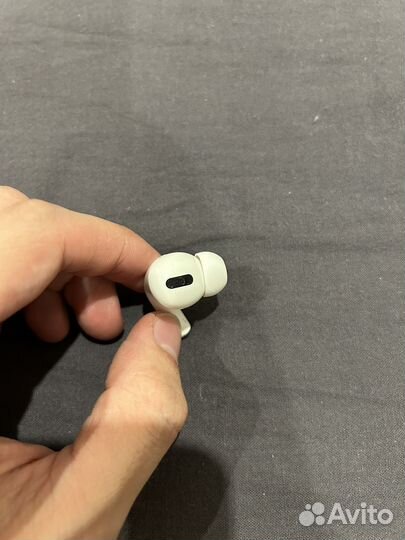 Airpods pro левый наушник