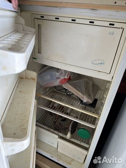 Холодильник на запчасти