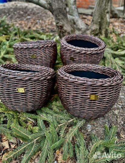 Кашпо для цветов напольное