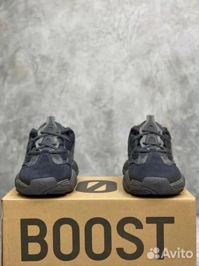 Кроссовки Yeezy boost