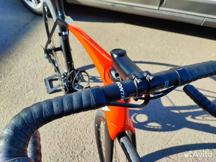 Шоссейный велосипед Trek Emonda SL6 2020