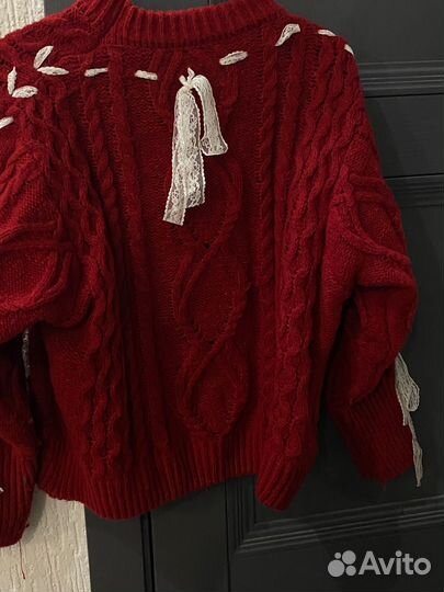 Свитер красный с рюшами, XXL