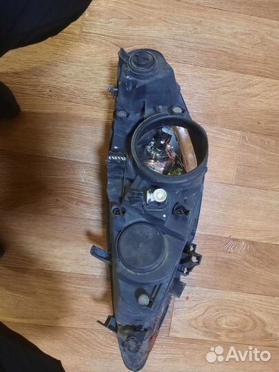 Фара правая peugeot 307