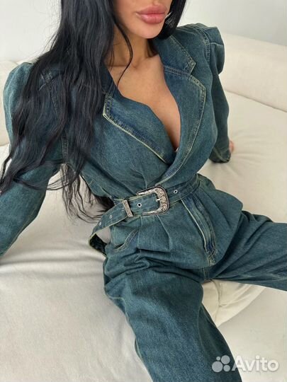 Джинсовый комбинезон