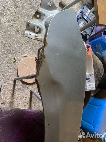 Mazda 3 bk крыло левое