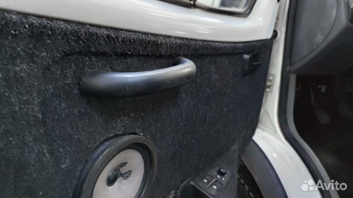 Обшивка двери на Газель