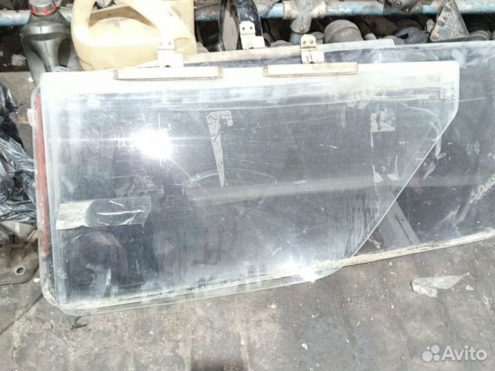 Стекла на ниву 2131