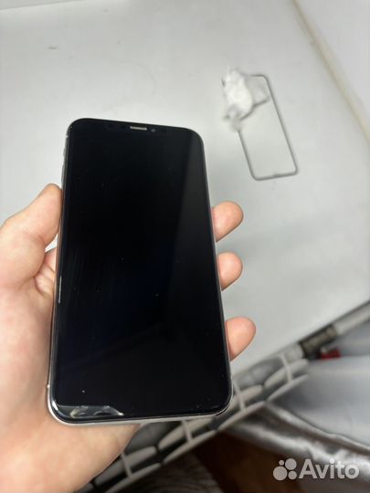 iPhone X, 256 ГБ