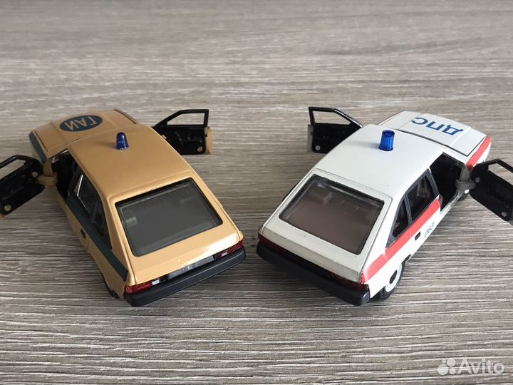 Модель СССР 1:43 Москвич 2141 милиция