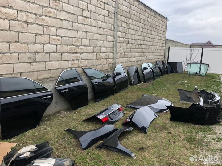 Toyota camry детали двери