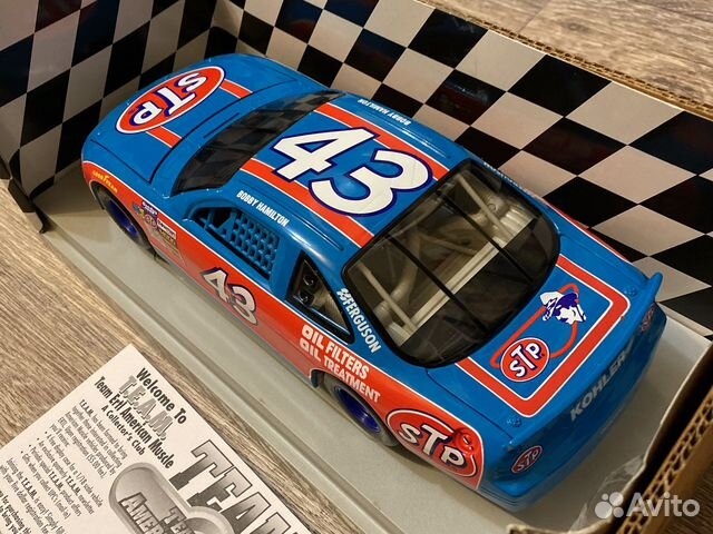 Richard Petty STP 25th Anniversary 1/18 ertl