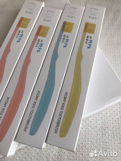 Зубная щетка детская новая Атоми