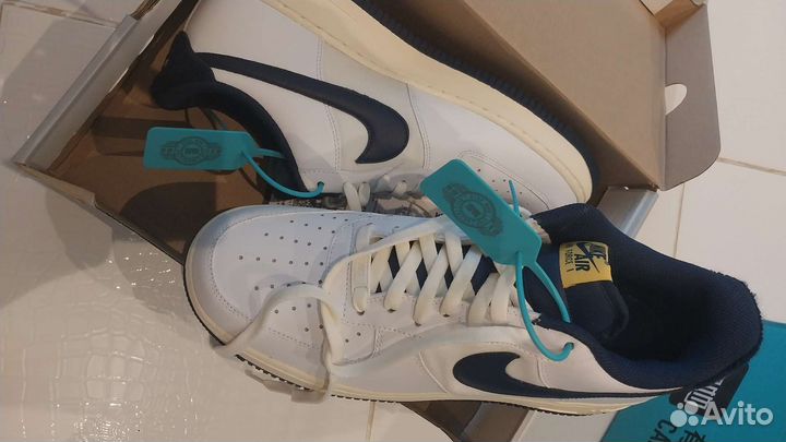 Nike Air Force 1 Low '07 LV8