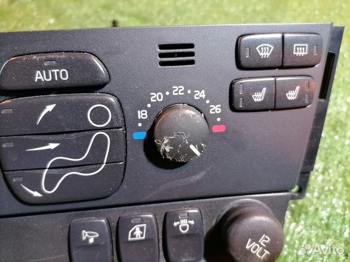Блок управления климат-контролем 30746022 Volvo V7