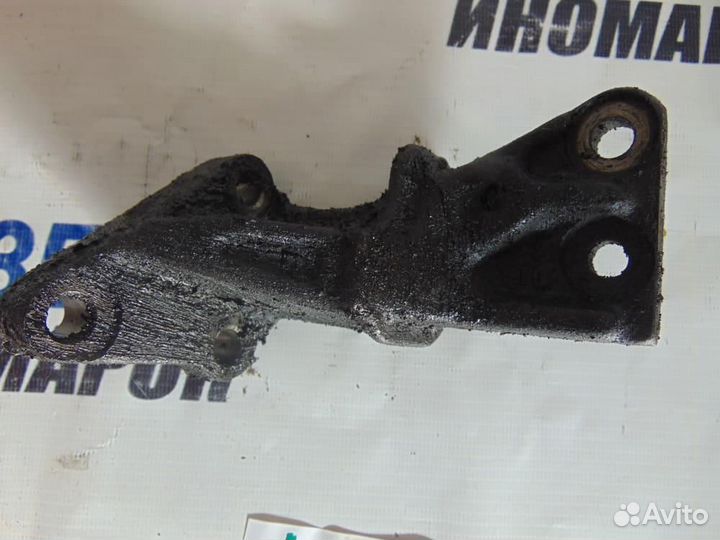 Кронштейн двигателя правый для Toyota Sprinter Mar