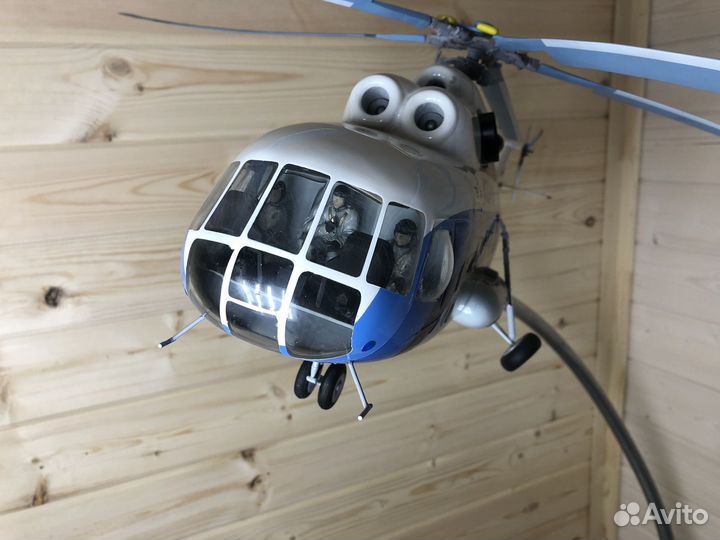 Модель вертолета Ми-8