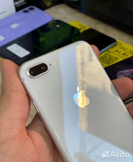 Телефон iPhone 8 plus