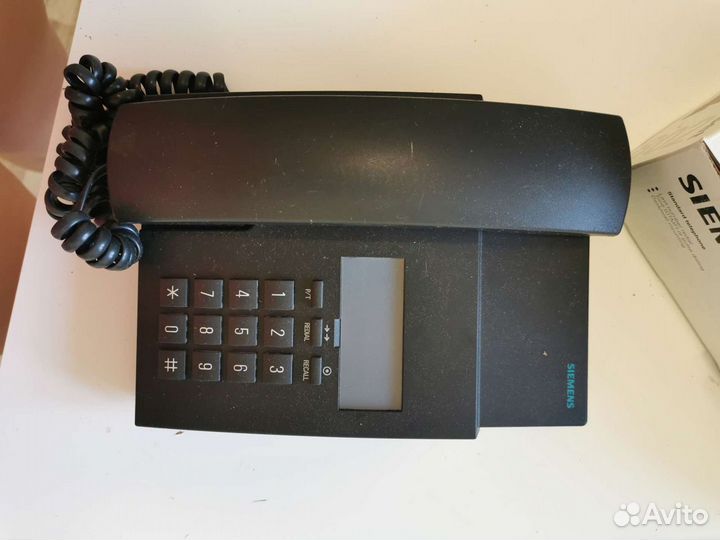Стационарный телефон