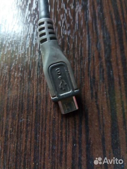 Кабель для зарядки Micro-USB фирмы Nokia