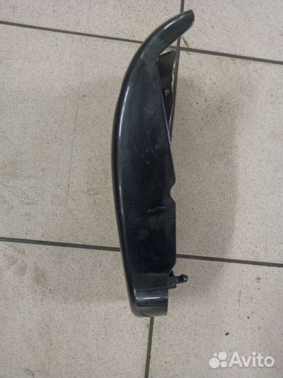 Правая крышка под сиденьем Kawasaki Vulcan VN1500