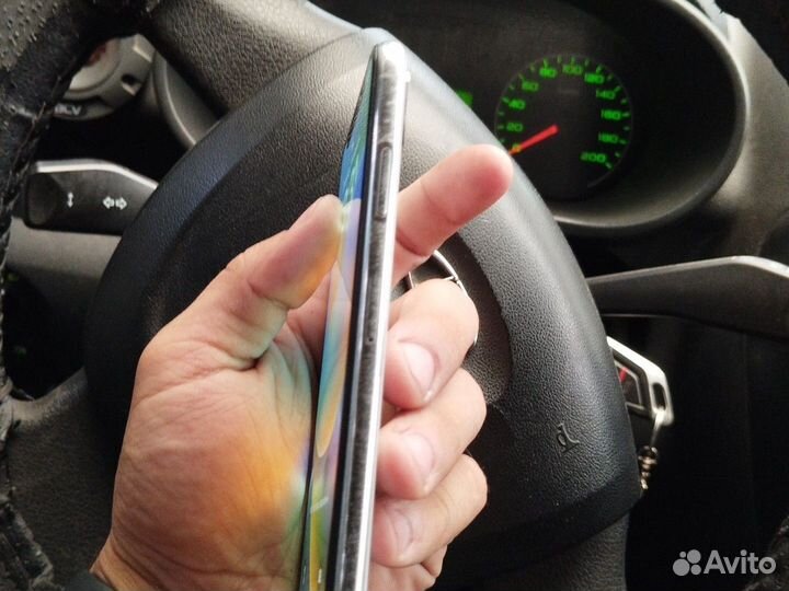 iPhone X, 256 ГБ