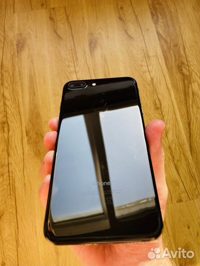 iPhone 7 plus 32gb jet black