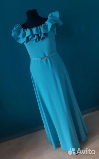 Вечернее платье