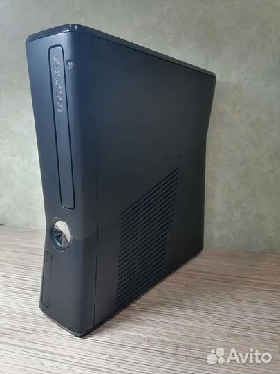 Xbox 360 с прошивкой freeboot