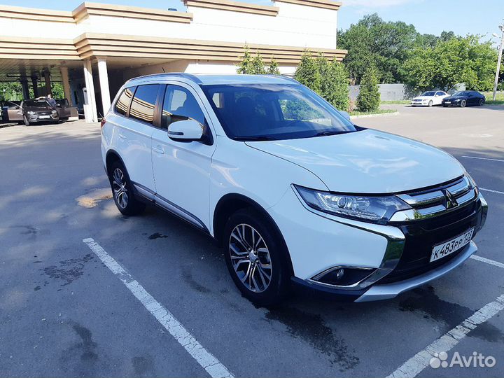 Фара противотуманная Mitsubishi Outlander