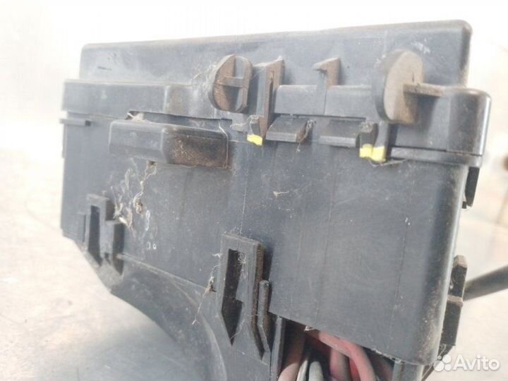 Блок предохранителей Ford C-Max 2003-2010 минивэн