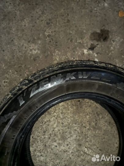 Kumho I'Zen KW22 215/60 R16