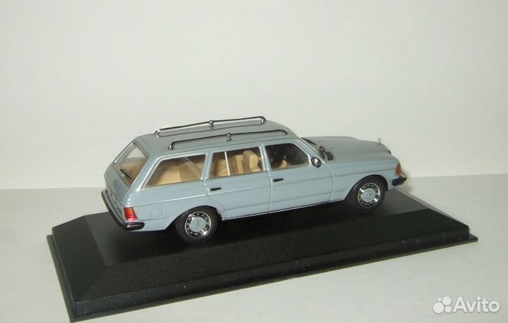 Мерседес Бенц Mercedes Benz W123 Minichamps 1:43