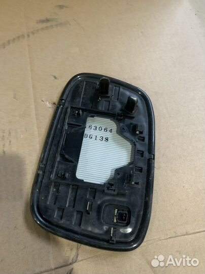 Зеркало Toyota Crown Majesta 17