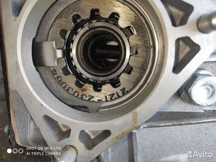 Передний редуктор 2121 niva и привода колес