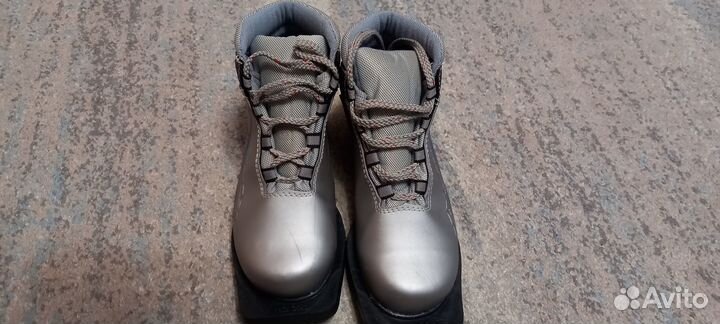 Лыжные ботинки нордик 35