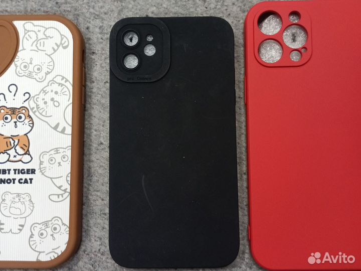Чехол на Айфоне