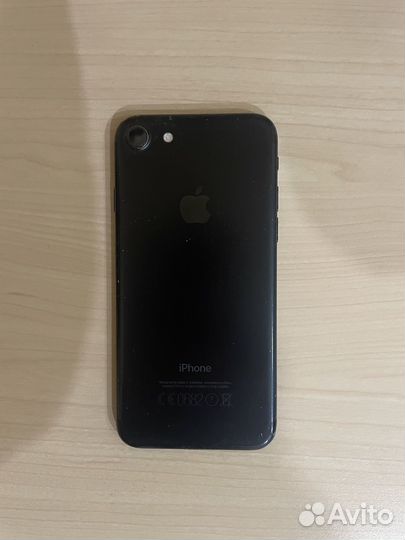 iPhone 7, 32 ГБ