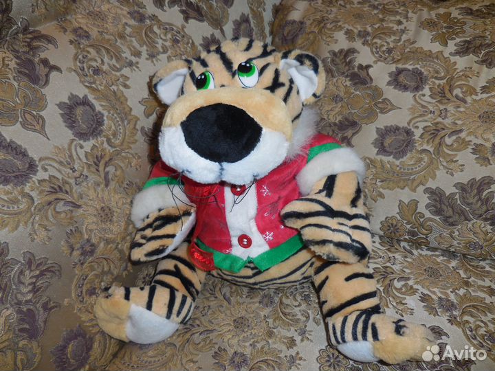 Новогодняя Мягкая Игрушка 2022г Тигр со Сладостями