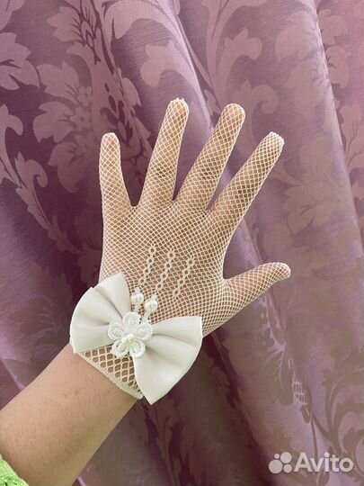 Перчатки в сеточку нарядные