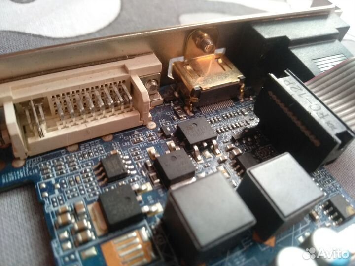 Видеокарта gigabyte geforce 210 (1GB, DDR3)