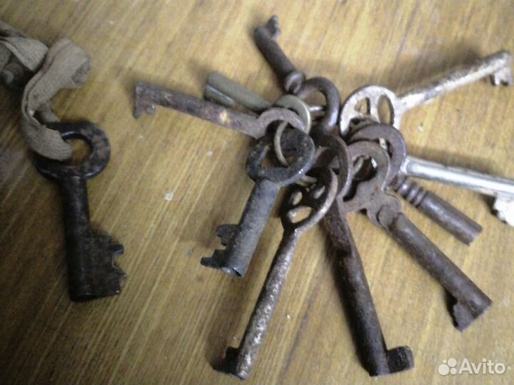 Старинные ключики