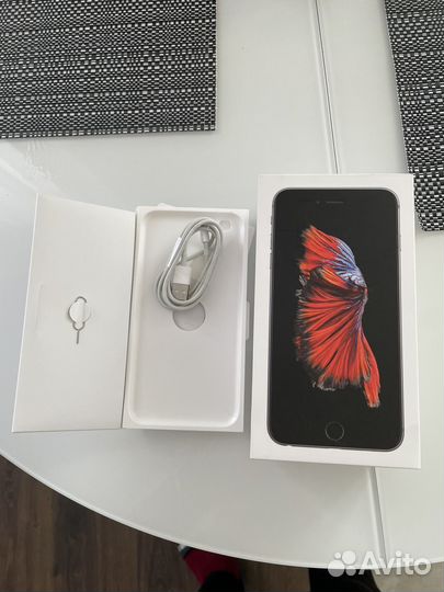iPhone 6S Plus, 32 ГБ