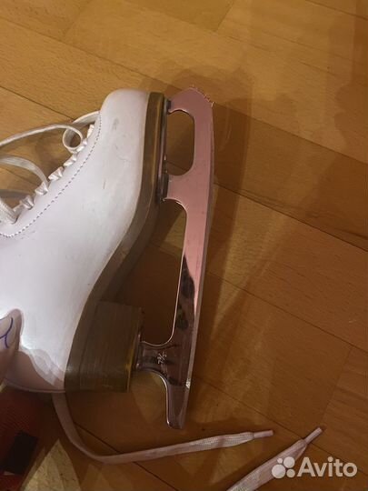 Коньки фигурные детские 31 размер graf etide