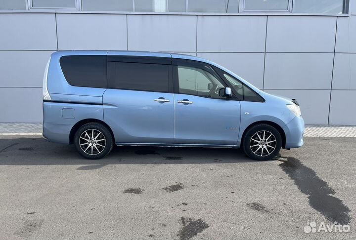 Nissan Serena 2.0 CVT, 2013, 170 122 км