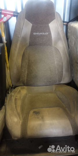 Кресло на ниву Шевроле с подогревом