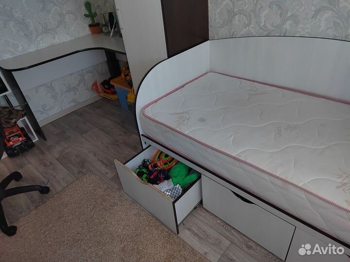 Детский спальный гарнитур