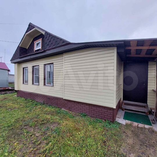 Дом 35 м² на участке 5,5 сот.