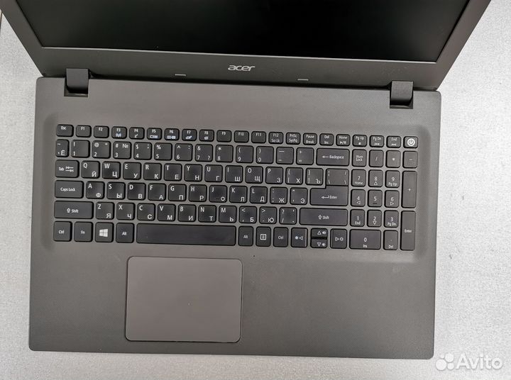 Ноутбук Acer E5-573G-34JQ