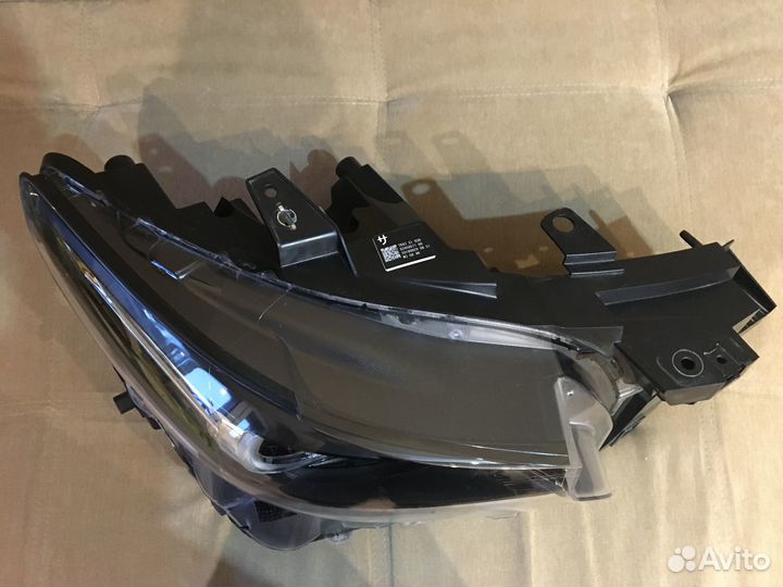 Фара правая Mazda CX-9 2016-н.в., оригинал